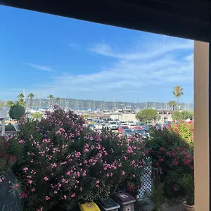  Appartement Spacious Marina & View